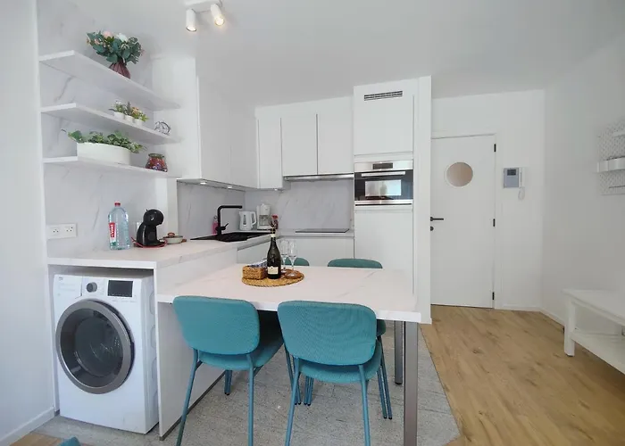 Nieuw Modern Vlakbij * Ostend