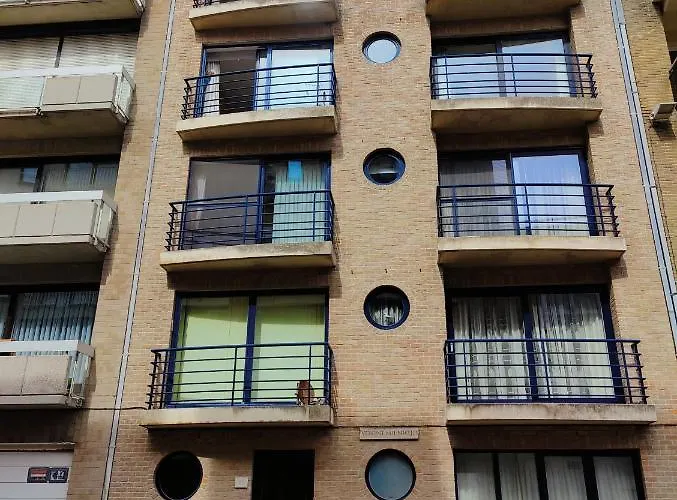 Nieuw Modern Vlakbij * Ostend